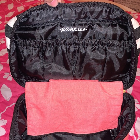 Victoria’s Secret Travel Pouch - Picture 7 of 7